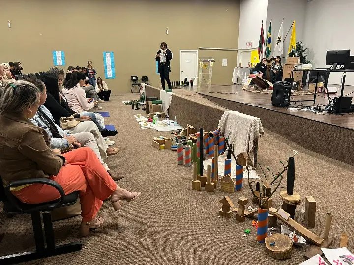 Professorar da Rede Municipal participam de forma&ccedil;&atilde;o 