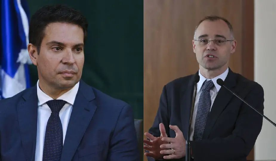 Depois da pol&ecirc;mica, Bolsonaro nomeia ministro e diretor da PF