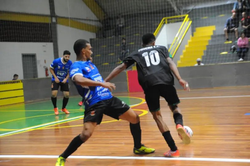 Definidos os semifinalistas do Campeonato Municipal de Futsal de Botuver&aacute; 