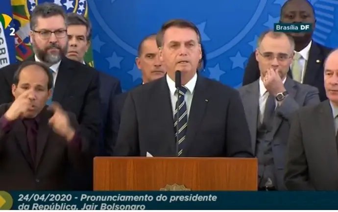 Bolsonaro rebate Moro e o acusa de desleal e de mentir