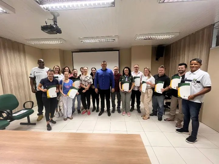Treze projetos de entidades de Brusque assinam o termo de colabora&ccedil;&atilde;o do Fundo Municipal para Inf&acirc;ncia e Adolescente (FIA)