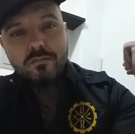 Divulgados hor&aacute;rio e sepultamento do tatuador encontrado morto 