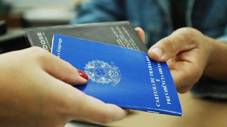 Regi&atilde;o foi a que mais fechou empresas e demitiu no estado