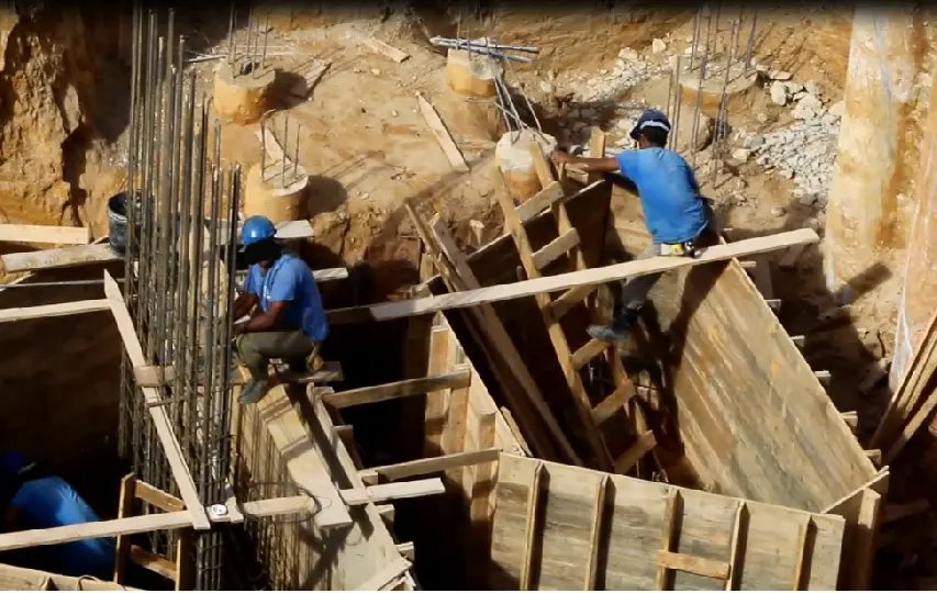 Constru&ccedil;&atilde;o civil registra demiss&otilde;es e acordos em Brusque