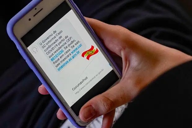 Governo do Estado j&aacute; emitiu mais de 120 mil alertas em SMS &agrave; popula&ccedil;&atilde;o sobre casos de Covid-19