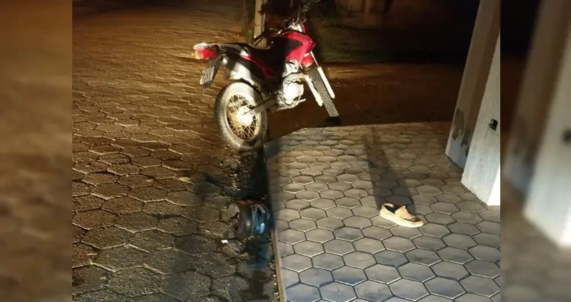 Pedestre morre após ser atropelada por motociclista