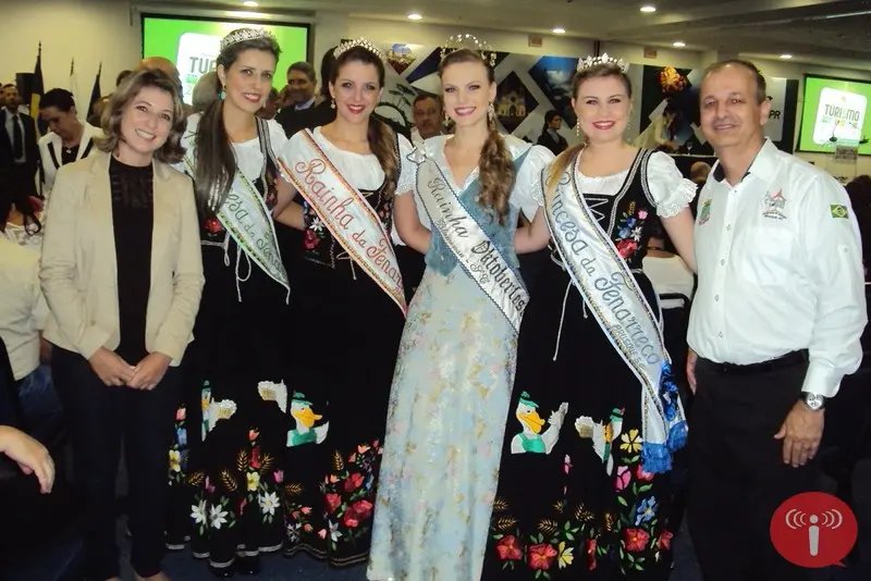 Brusque participa de feira de turismo 