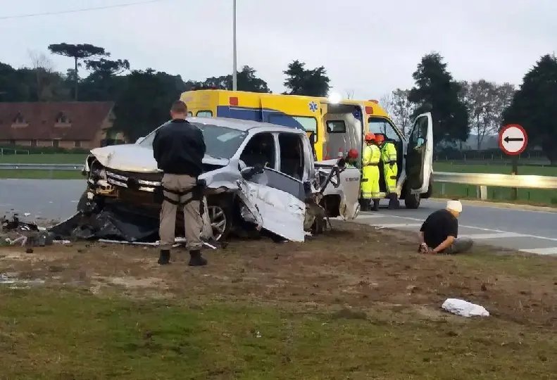Sequestro na Praia Brava termina com acidente e bandido morto no PR