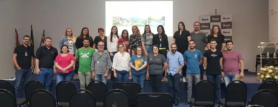 Diretoria de Turismo participa de capacita&ccedil;&atilde;o da Fecam