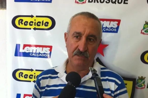  Joceli é o novo técnico