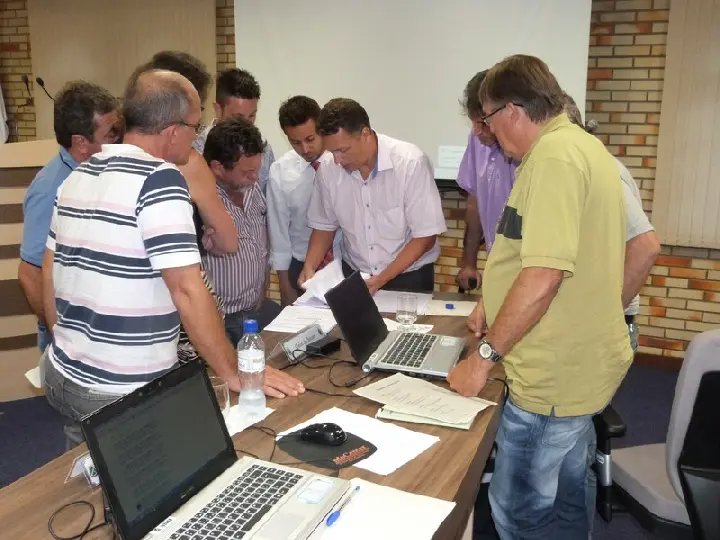 Câmara aceita denúncia contra prefeito