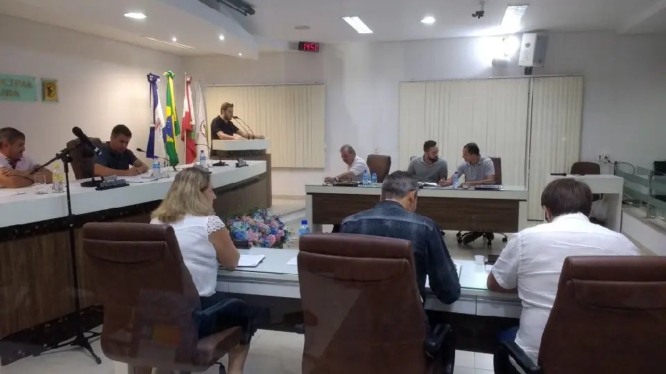 Câmara de Guabiruba aprova homenagens da semana do município