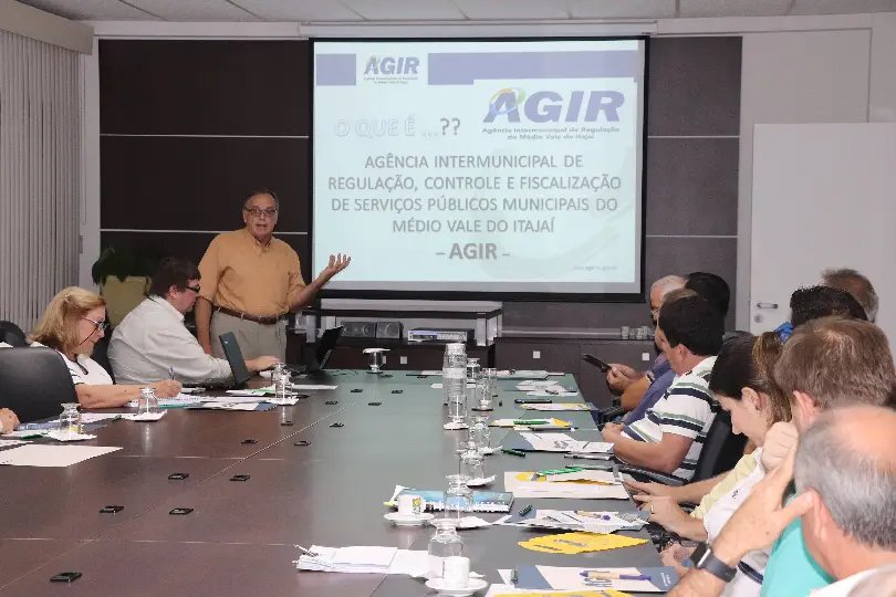 Diretoria da ACIBr recebe representantes da AGIR