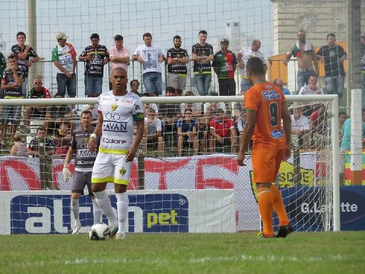 Brusque FC e mais dois atletas serão julgados hoje
