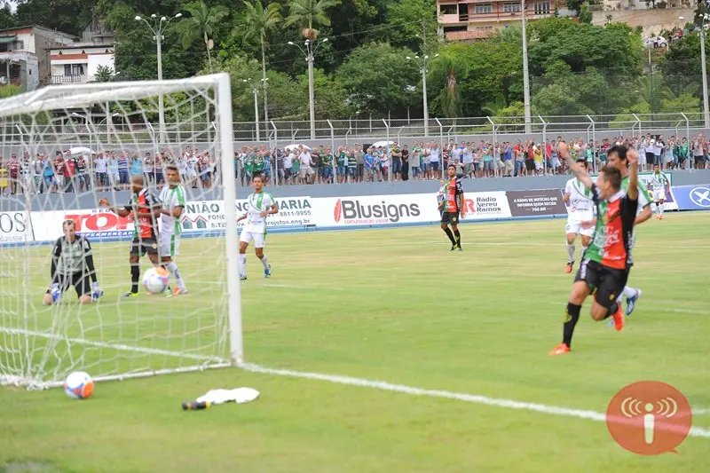 A um ponto da classificação