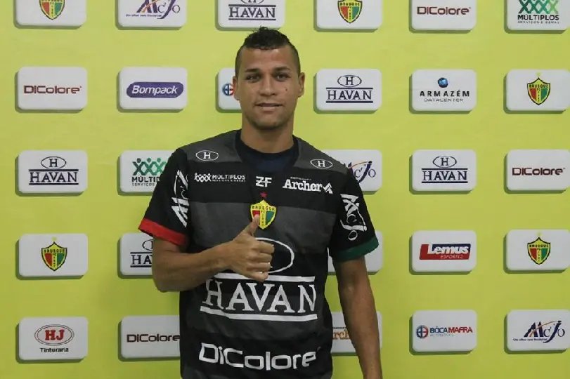 Eliomar volta para ser o 10 do Brusque na Série D