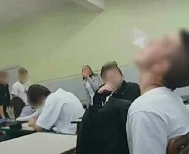 Escola investigará vídeo e fotos de alunos fumando dentro de sala