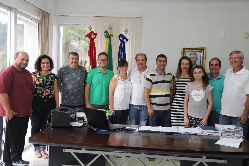 Correspondente Consular da Itália visita Prefeitura de Guabiruba