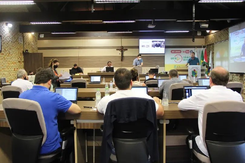 (V&Iacute;DEO) Bisnagas poder&atilde;o sair da clandestinidade em Brusque 