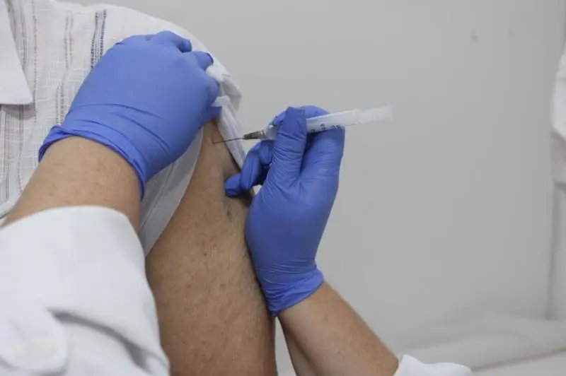 Covid-19: Brusque abre nova agenda de vacina&ccedil;&atilde;o para maiores de 18 anos 