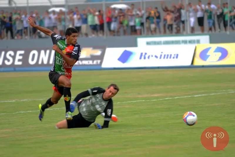 Goleada para entrar no G-4