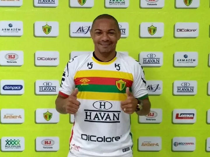 Artilheiro do Catarinense fecha com o Brusque para Série D