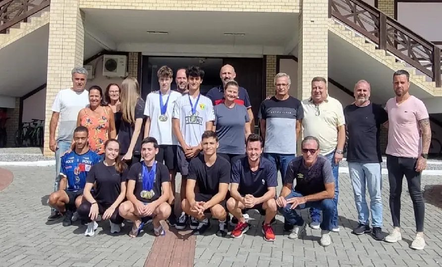 Atletas de Brusque conquistam medalhas no Trof&eacute;u Fita Azul
