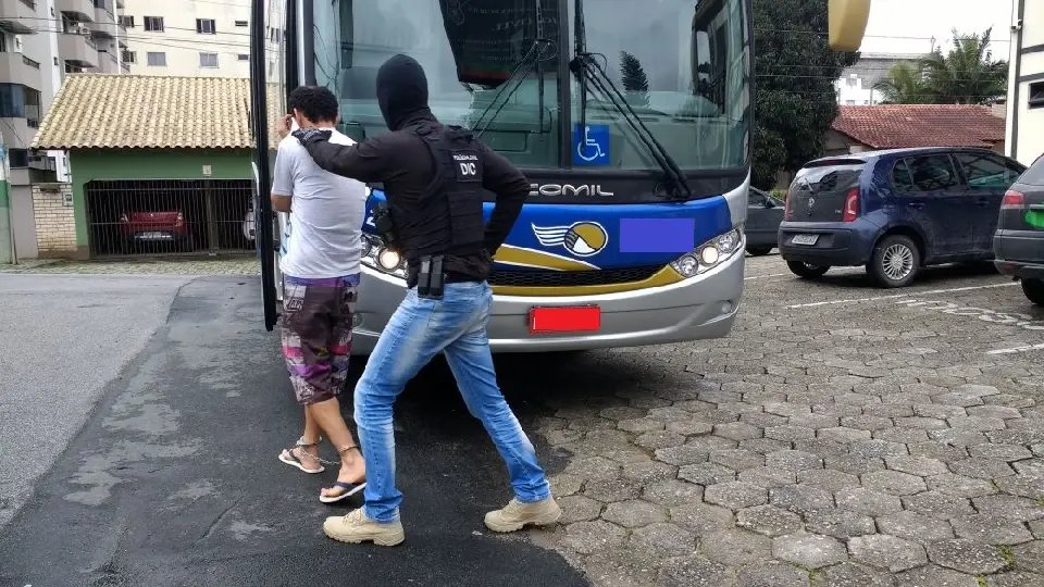 Vara Criminal realiza primeira audiência de presos em operação