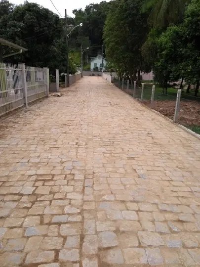 Solenidade marca entrega de pavimentação da rua JM 08