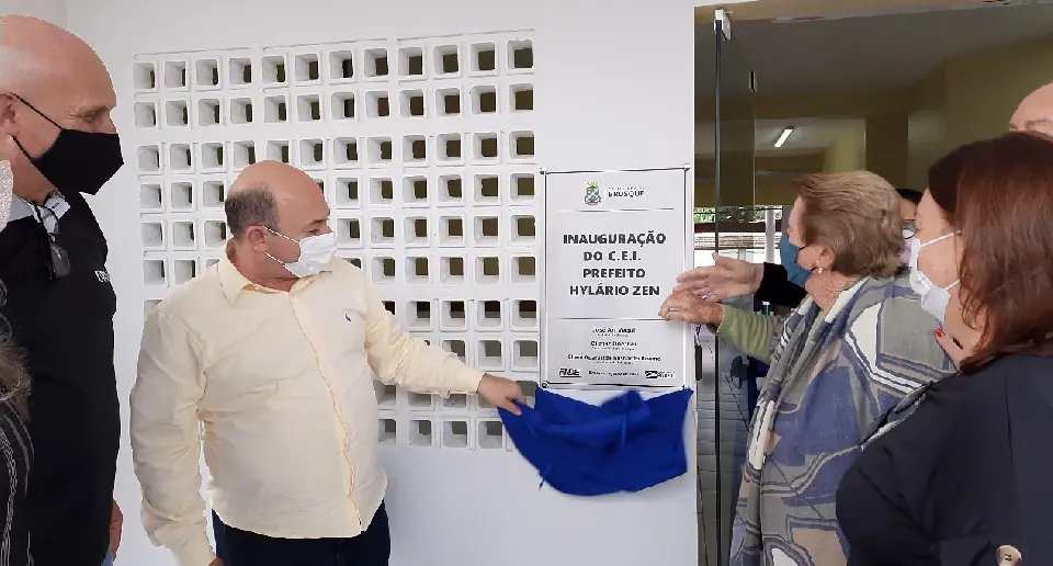 Entregue a comunidade o Centro de Educa&ccedil;&atilde;o Infantil Hyl&aacute;rio Zen