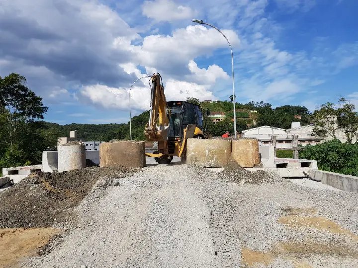 Passagem de veículos será proibida na ponte do Rio Branco 