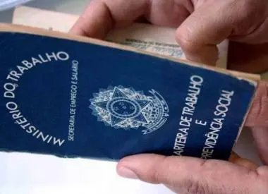 Desemprego tem queda discreta em 2013