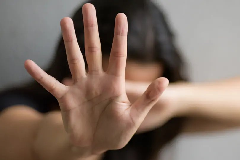 Mulher &eacute; agredida no bairro Santa Rita