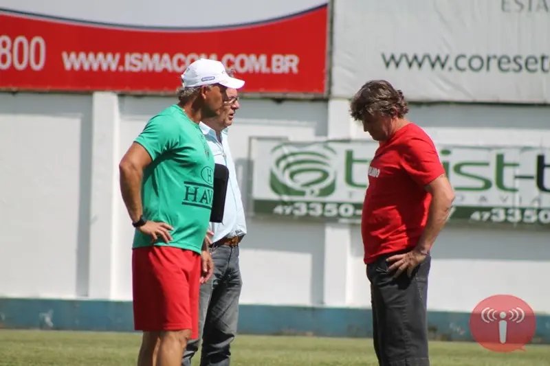 Reforços esbarram na parte financeira