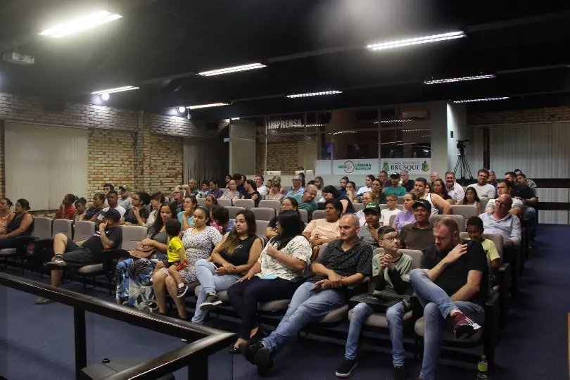 &ldquo;A solu&ccedil;&atilde;o n&atilde;o pode ser deixar as crian&ccedil;as a p&eacute;"