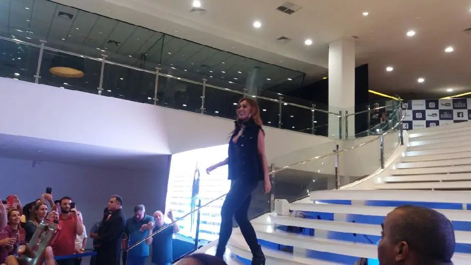 Sabrina Sato apresenta em Brusque coleção exclusiva para Lojas Havan