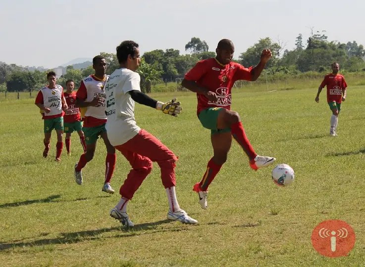 Coletivo mostrará definições para a estreia