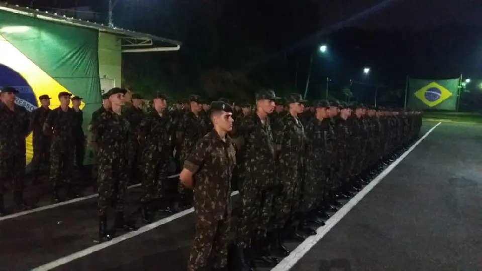 100 novos atiradores s&atilde;o recebidos no Tiro de Guerra