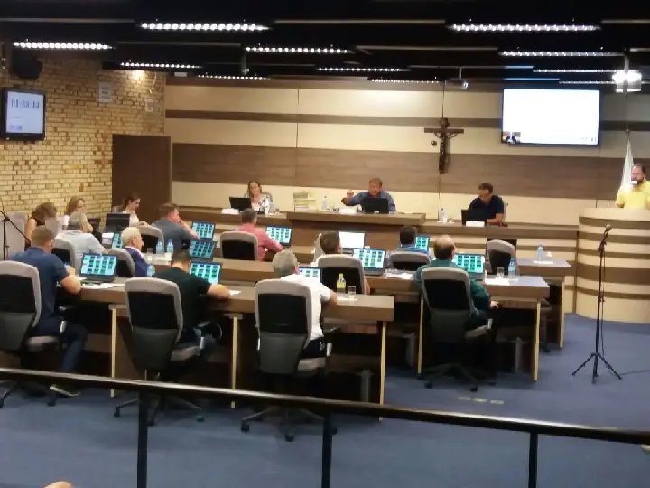 IPTU: governo reconheceu que errou, afirma base