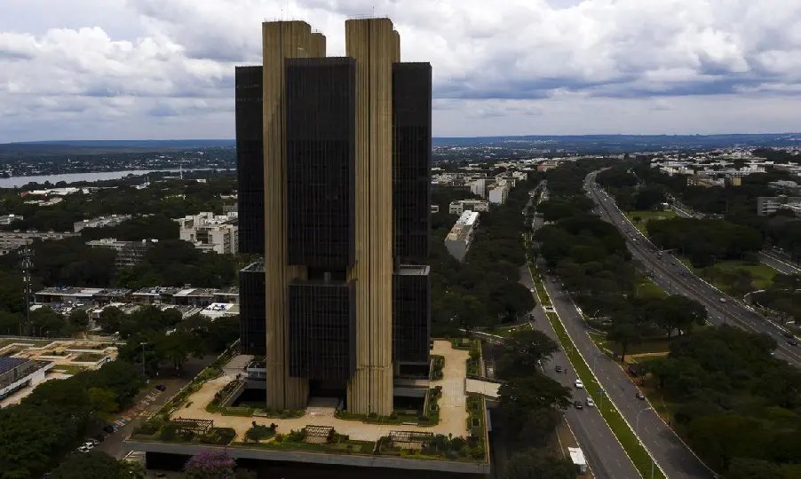 Crescimento de pagamentos eletr&ocirc;nicos motiva Banco Central a estudar implanta&ccedil;&atilde;o de dinheiro digital