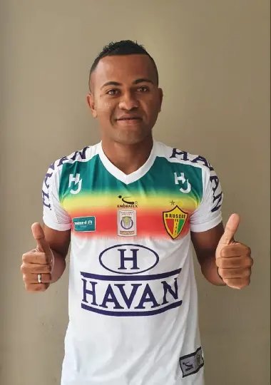 Brusque FC anuncia refor&ccedil;o na lateral esquerda