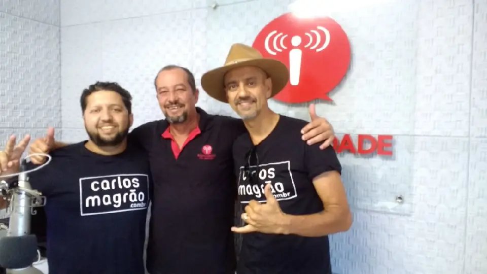 Rádio Cidade recebe visita de Carlos Magrão