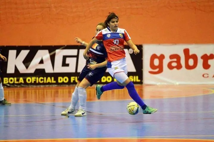 Atleta de Telêmaco Borba é a nova contratada
