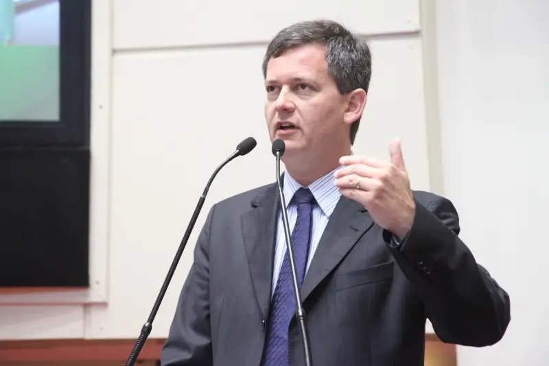 CCJ aprova projeto que reconhece pioneirismo da imigração italiana