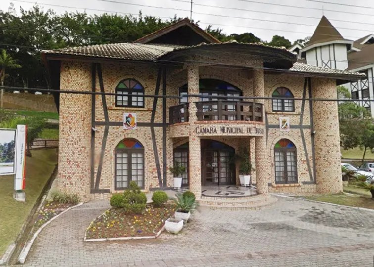 Câmara retorna aos trabalhos nesta terça