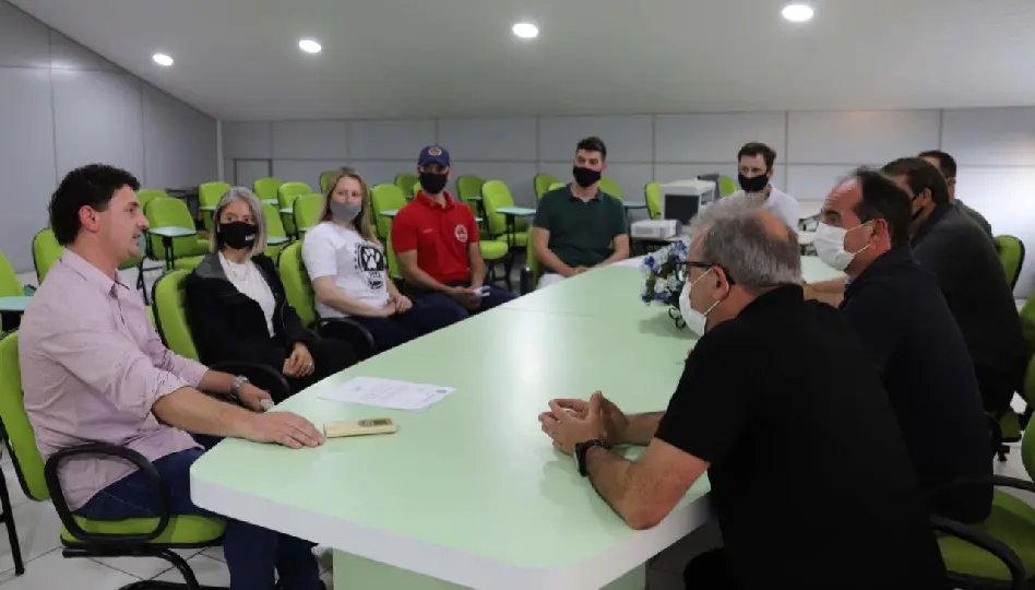 Prefeitura de Guabiruba recebe emenda parlamentar do Deputado Federal Peninha