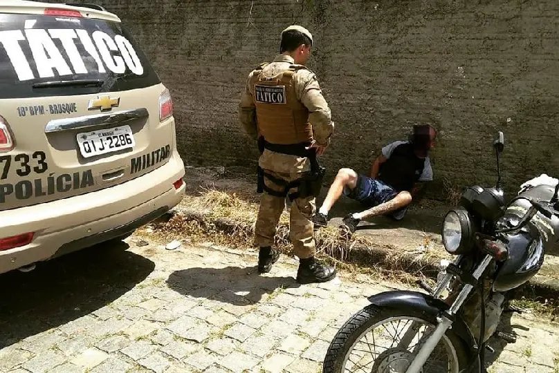 PPT detém homem 20 minutos após furto de moto