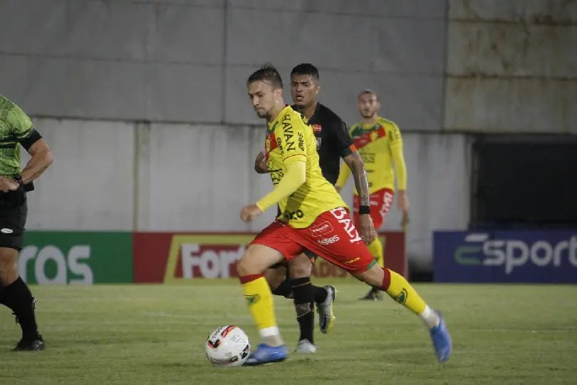 Brusque chega ao quinto empate seguido no Catarinense