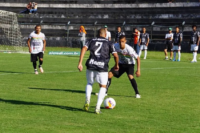 Brusque perde para o Operário no primeiro teste da temporada