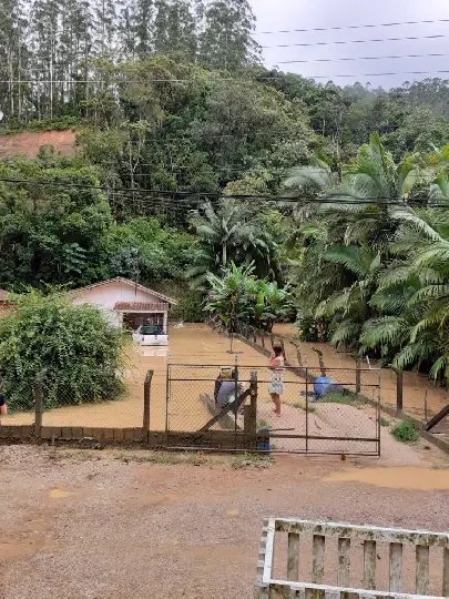 Confira os n&uacute;meros dos estragos da chuva por regi&atilde;o